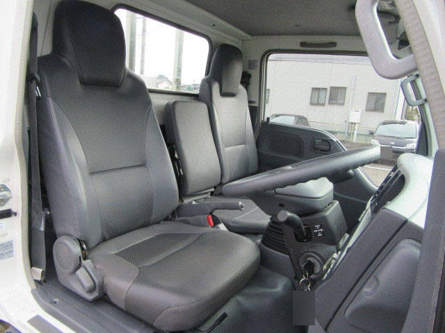 いすゞエルフ平ボディ小型（2t・3t）[写真24]