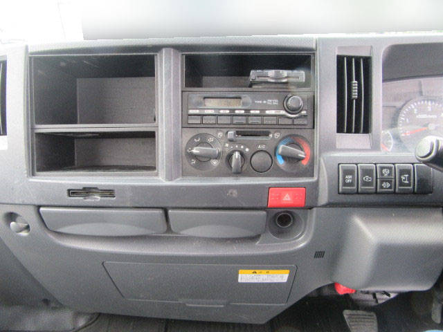 いすゞエルフ平ボディ小型（2t・3t）[写真27]