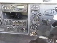 三菱ふそうファイターアルミウイング中型（4t）[写真11]