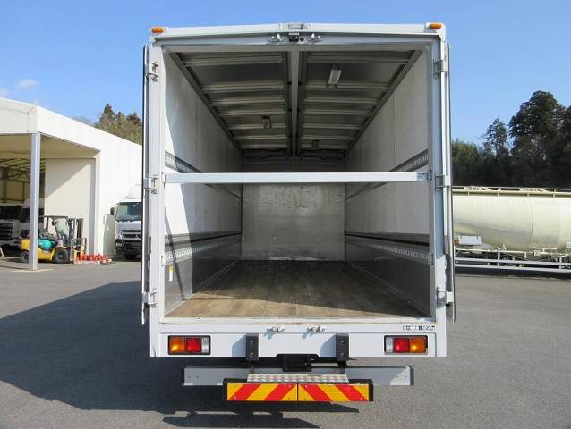 三菱ふそうファイターアルミウイング中型（4t）[写真19]