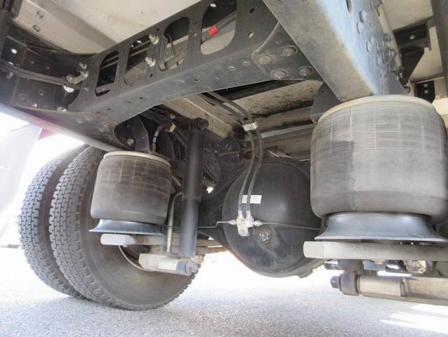 三菱ふそうファイターアルミウイング中型（4t）[写真29]