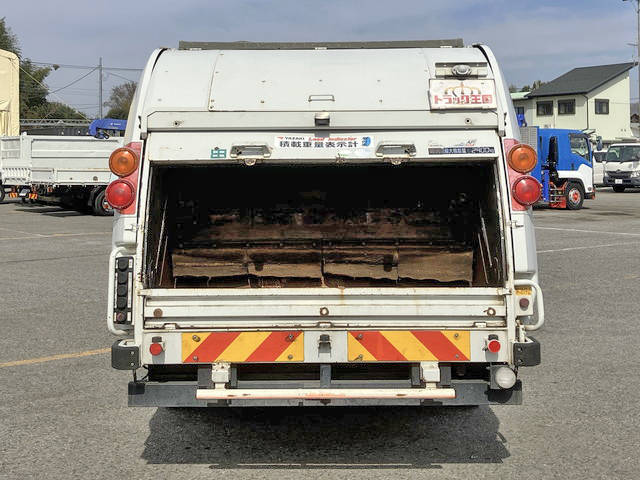 三菱ふそうキャンターパッカー車（塵芥車）小型（2t・3t）[写真11]