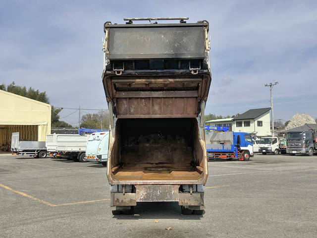 三菱ふそうキャンターパッカー車（塵芥車）小型（2t・3t）[写真12]