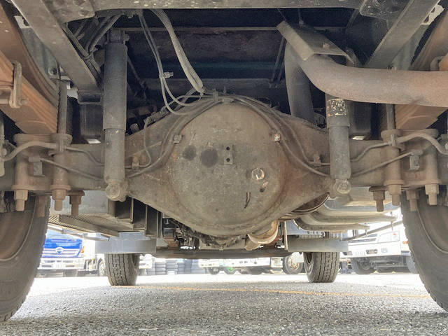 三菱ふそうキャンターパッカー車（塵芥車）小型（2t・3t）[写真26]