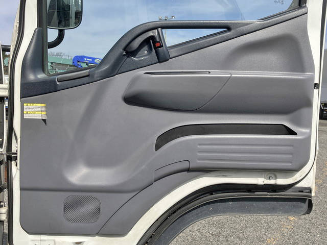 三菱ふそうキャンターパッカー車（塵芥車）小型（2t・3t）[写真31]