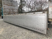 三菱ふそうファイター幌ウイング中型（4t）[写真15]