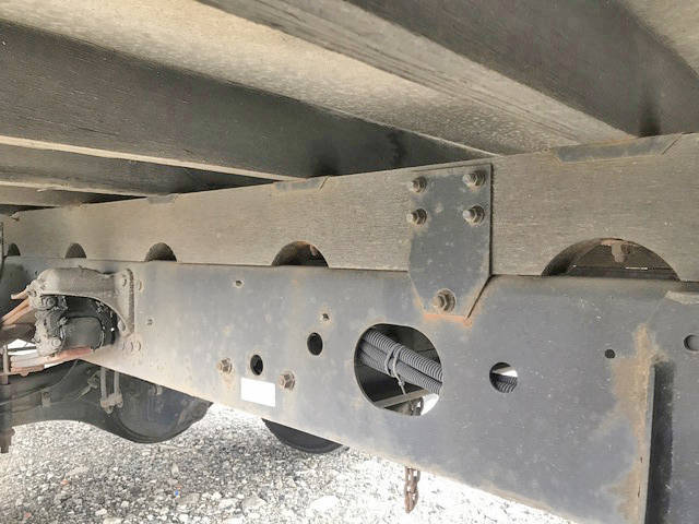 三菱ふそうファイター幌ウイング中型（4t）[写真24]