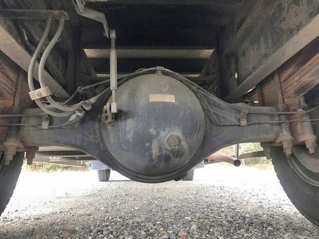 三菱ふそうファイター幌ウイング中型（4t）[写真26]