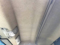 三菱ふそうファイター幌ウイング中型（4t）[写真32]