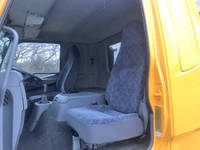 三菱ふそうファイターアルミウイング中型（4t）[写真31]