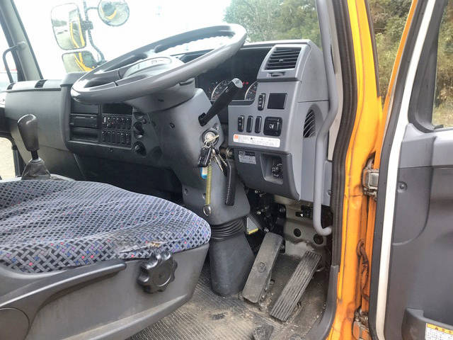 三菱ふそうファイターアルミウイング中型（4t）[写真34]