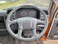 三菱ふそうファイターアルミウイング中型（4t）[写真36]