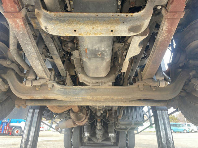 いすゞギガセルフローダー大型（10t）[写真21]