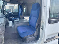 いすゞギガセルフローダー大型（10t）[写真27]