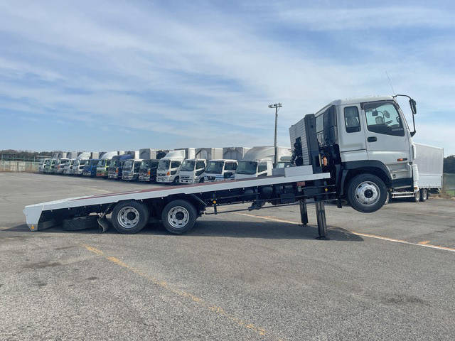 いすゞギガセルフローダー大型（10t）[写真08]