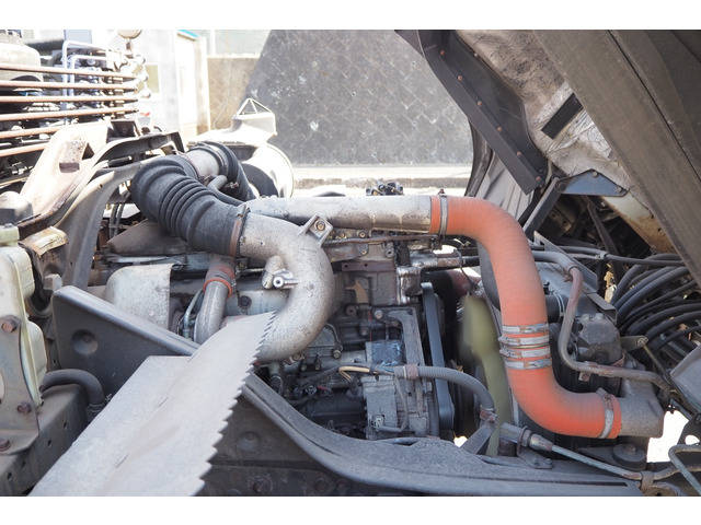 三菱ふそうファイタークレーン4段中型（4t）[写真31]