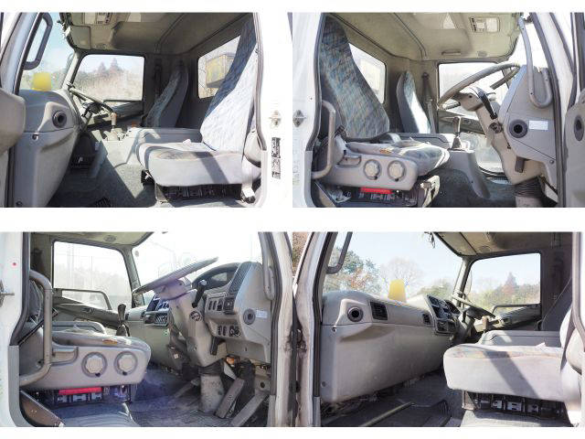 三菱ふそうファイタークレーン4段中型（4t）[写真35]