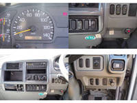 三菱ふそうファイタークレーン4段中型（4t）[写真37]