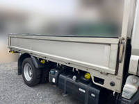 三菱ふそうキャンター平ボディ小型（2t・3t）[写真10]