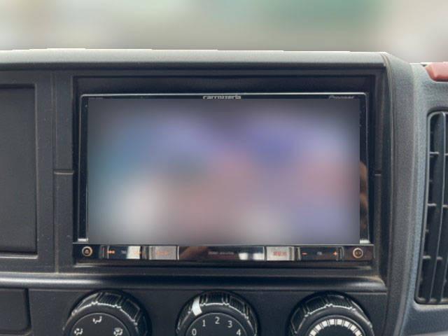 三菱ふそうキャンター平ボディ小型（2t・3t）[写真22]