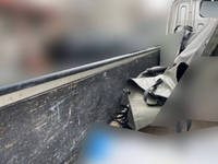 三菱ふそうキャンター平ボディ小型（2t・3t）[写真07]