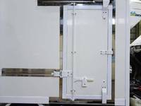 三菱ふそうキャンター冷凍車（冷蔵車）小型（2t・3t）[写真13]