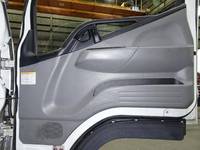 三菱ふそうキャンター冷凍車（冷蔵車）小型（2t・3t）[写真33]