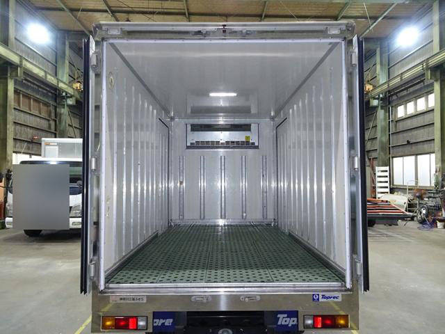 三菱ふそうキャンター冷凍車（冷蔵車）小型（2t・3t）[写真07]