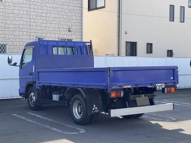 三菱ふそうキャンター平ボディ小型（2t・3t）[写真02]