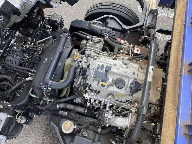 三菱ふそうキャンター平ボディ小型（2t・3t）[写真24]