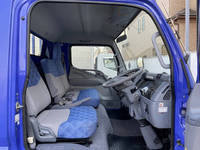 三菱ふそうキャンター平ボディ小型（2t・3t）[写真26]