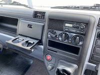 三菱ふそうキャンター平ボディ小型（2t・3t）[写真33]