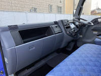 三菱ふそうキャンター平ボディ小型（2t・3t）[写真34]