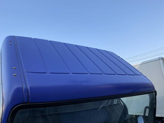 三菱ふそうキャンター平ボディ小型（2t・3t）[写真07]