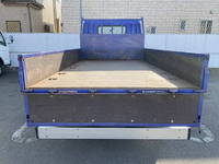 三菱ふそうキャンター平ボディ小型（2t・3t）[写真09]