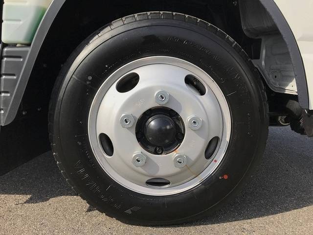 三菱ふそうキャンターダンプ小型（2t・3t）[写真19]