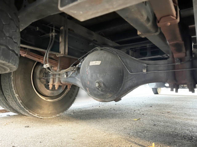 三菱ふそうファイター平ボディ中型（4t）[写真18]