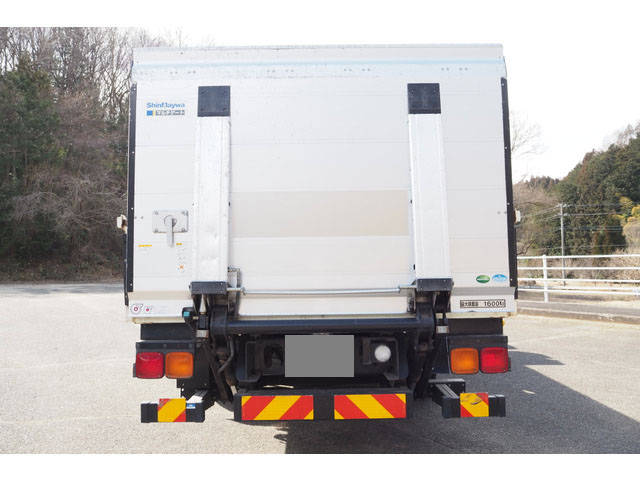 三菱ふそうファイタークレーン4段中型（4t）[写真13]