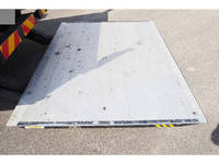 三菱ふそうファイタークレーン4段中型（4t）[写真16]