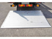 三菱ふそうファイタークレーン4段中型（4t）[写真17]