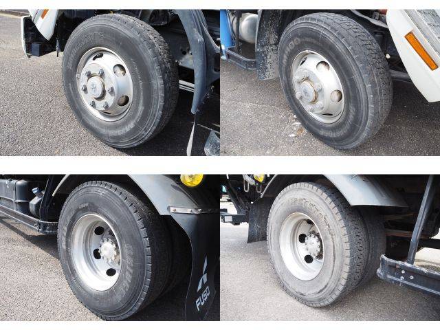 三菱ふそうファイタークレーン4段中型（4t）[写真25]