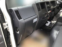 いすゞエルフコンテナ専用車小型（2t・3t）[写真23]