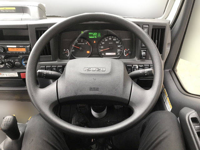 いすゞエルフコンテナ専用車小型（2t・3t）[写真26]