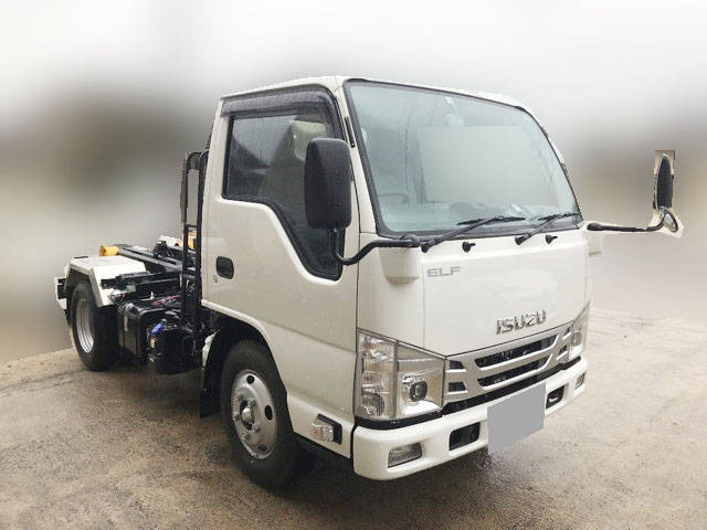 いすゞエルフコンテナ専用車小型（2t・3t）[写真03]