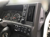 いすゞエルフコンテナ専用車小型（2t・3t）[写真31]