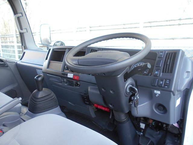 いすゞエルフセーフティローダー小型（2t・3t）[写真26]