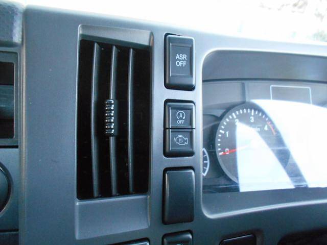 いすゞエルフセーフティローダー小型（2t・3t）[写真34]