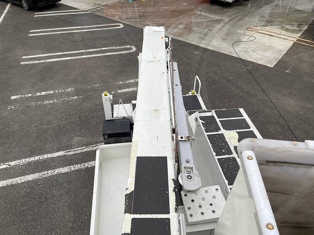 日野デュトロ高所作業車小型（2t・3t）[写真10]