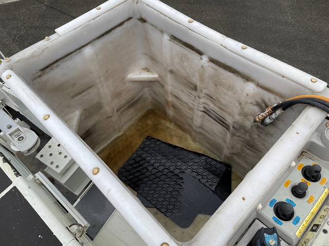 日野デュトロ高所作業車小型（2t・3t）[写真11]