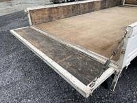 日産アトラス平ボディ小型（2t・3t）[写真12]